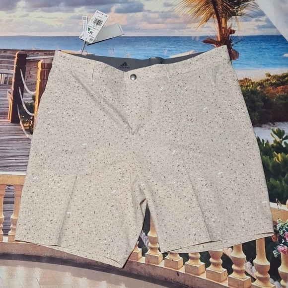Adidas Tan‎ Golf Shorts Size 40 NWT - Picture 1 of 10